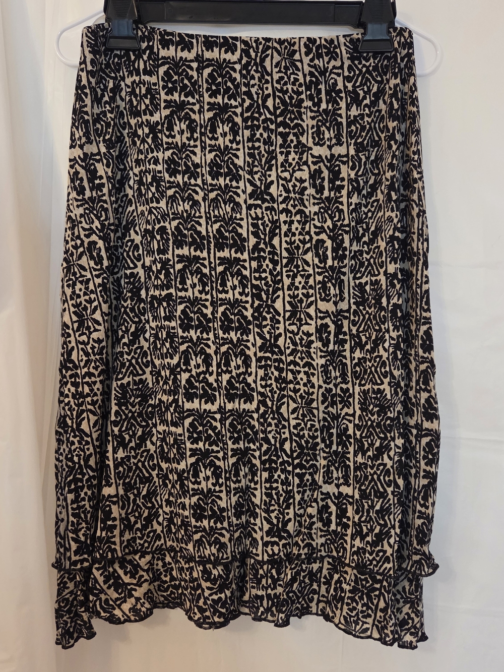 Kathie Lee Collection Black and Cream Printed Midi Skirt Sz 8